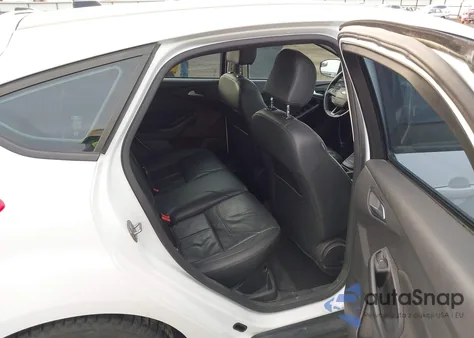 2016 Ford Focus Se z USA, uszkodzony, nr VIN 1FADP3K29GL340520